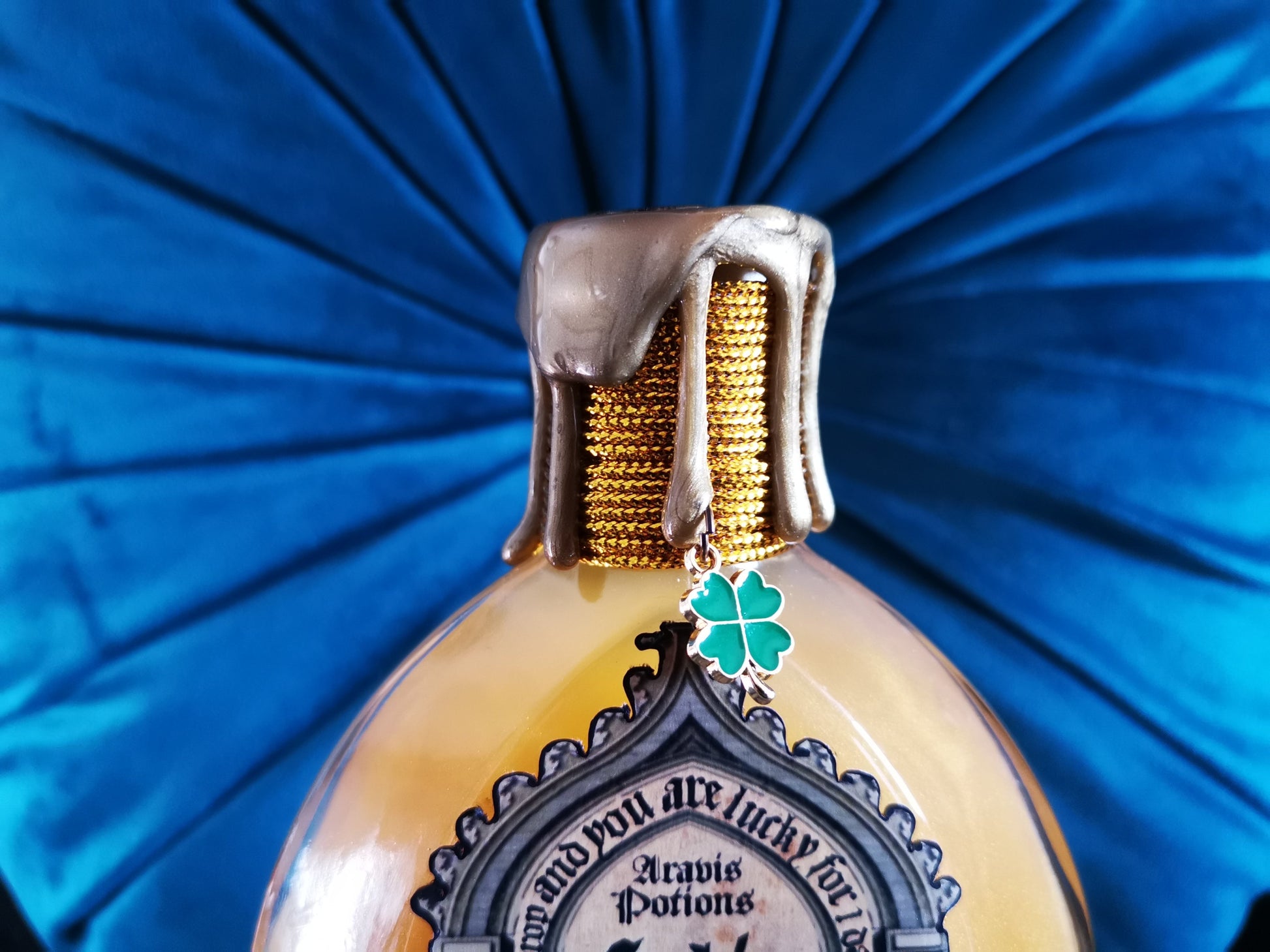 Felix Felicis Aravis Potions Apothecary Harry Potter