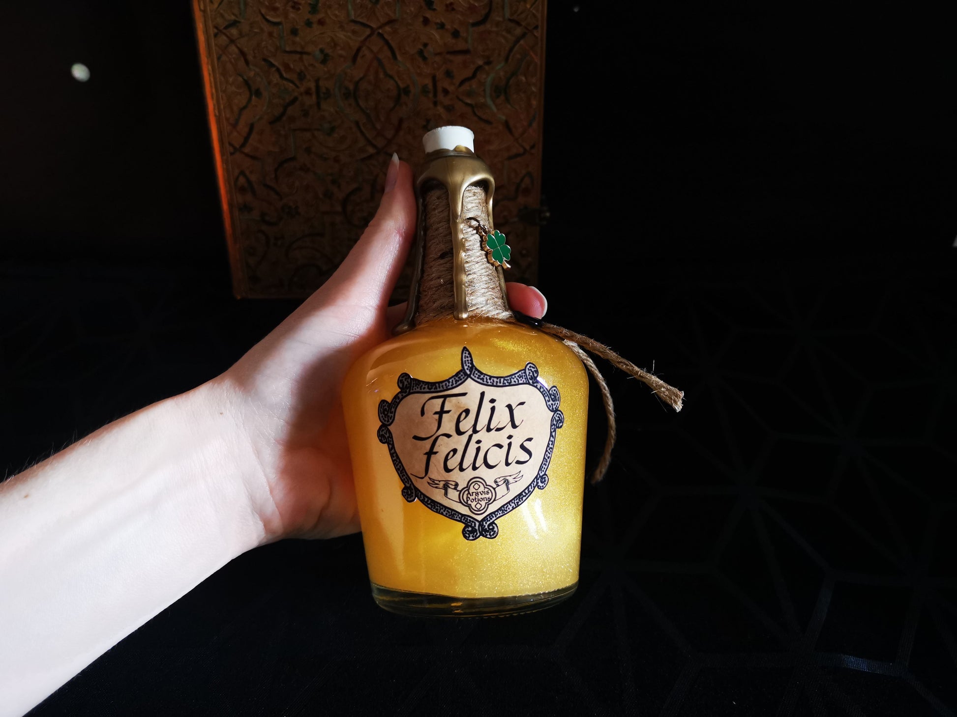 Felix Felicis Aravis Potions Apothecary Harry Potter