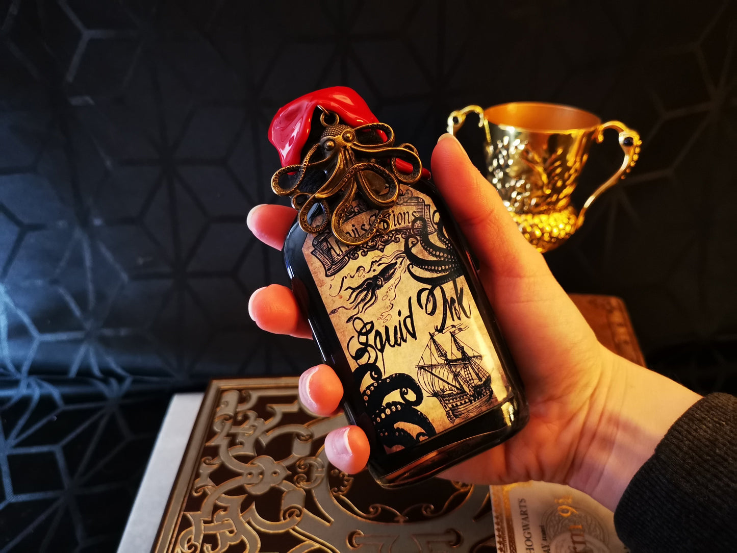 Squid Ink Aravis Potions Apothecary Harry Potter